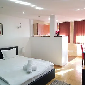 Gomoiu Monza Arena Nationala Apartment